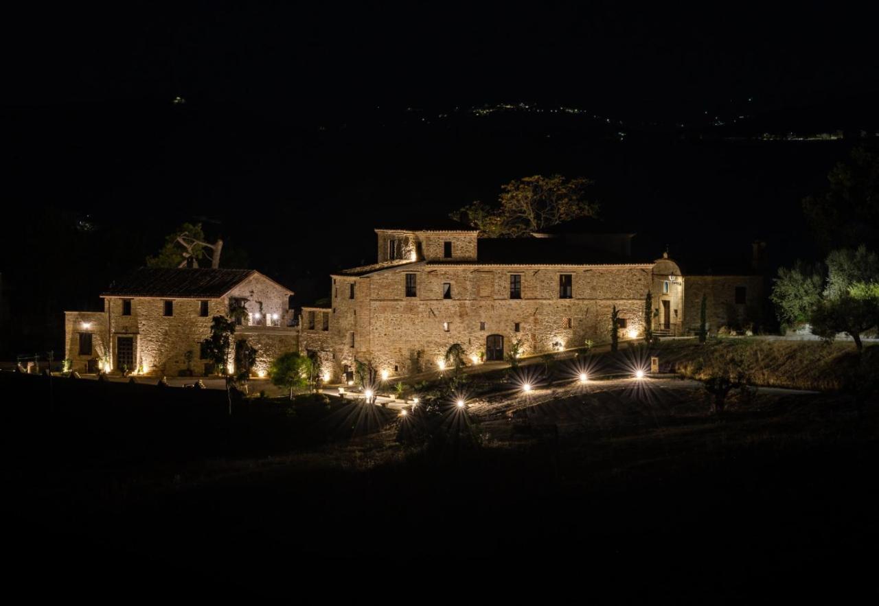 Mosciano SantʼAngelo Castello Di Petecciano B&B מראה חיצוני תמונה