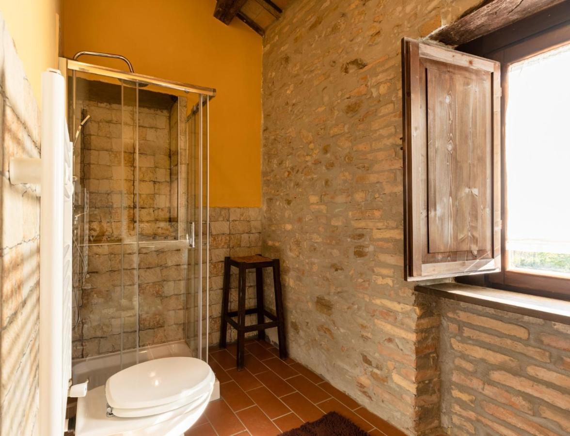 Mosciano SantʼAngelo Castello Di Petecciano B&B מראה חיצוני תמונה