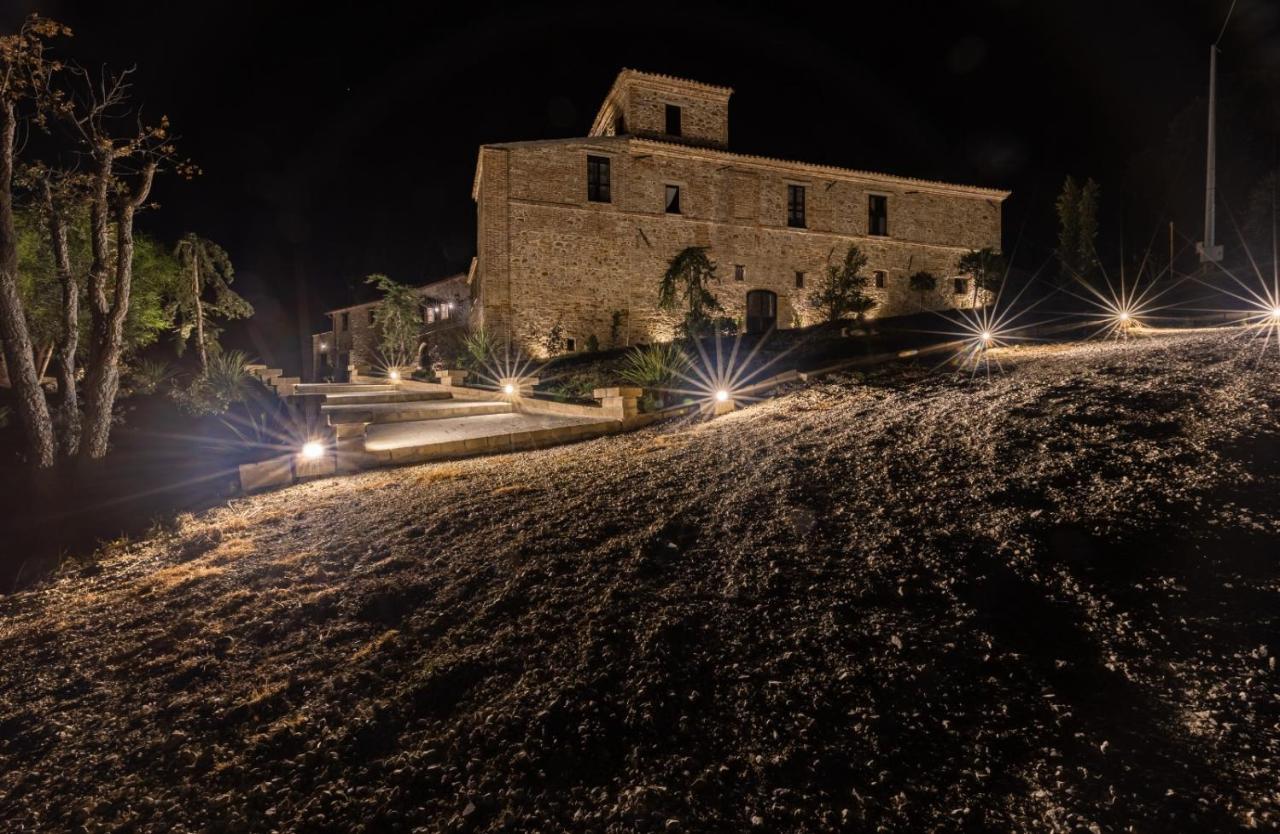 Mosciano SantʼAngelo Castello Di Petecciano B&B מראה חיצוני תמונה